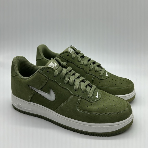 Nike Air Force 1 Low Retro Men's DV0785-300 Oil Green/Summit NWOB and Defects - Picture 2 of 5